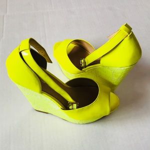 Aldo Lime Green Wedge Heels